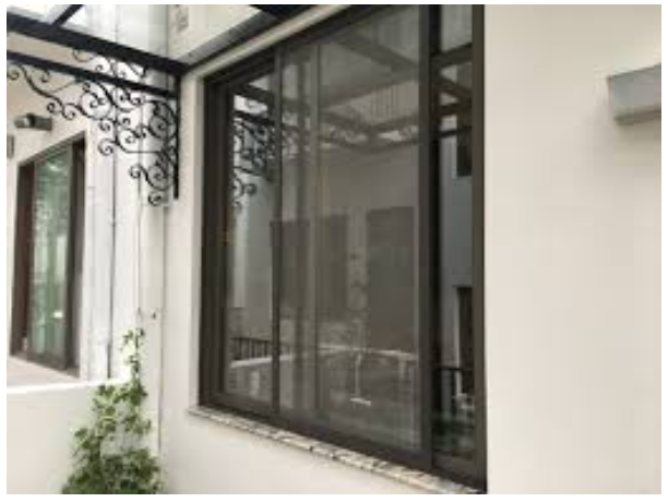 Cửa lưới chống muỗi lùa ngang lắp đặt cho vị trí cửa sổ DL 10