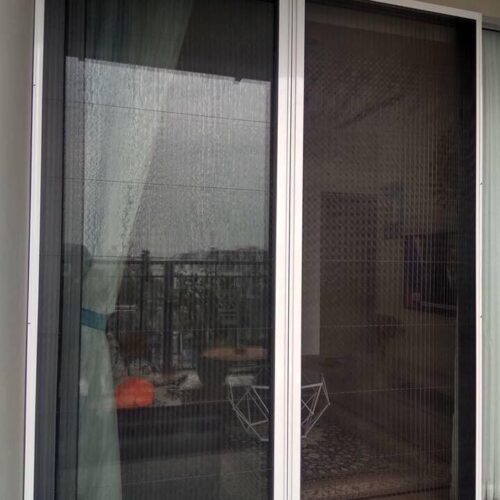 Cửa lưới chống muỗi dạng xếp Hòa Phát DX 05