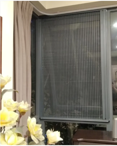 Alternative view of Cửa lưới chống muỗi dạng xếp 2 cánh màu xingfa DX 12