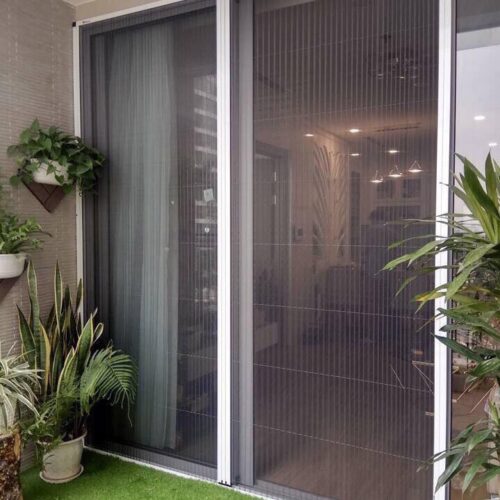 Cửa xếp cho ban công chung cư HP-CC02