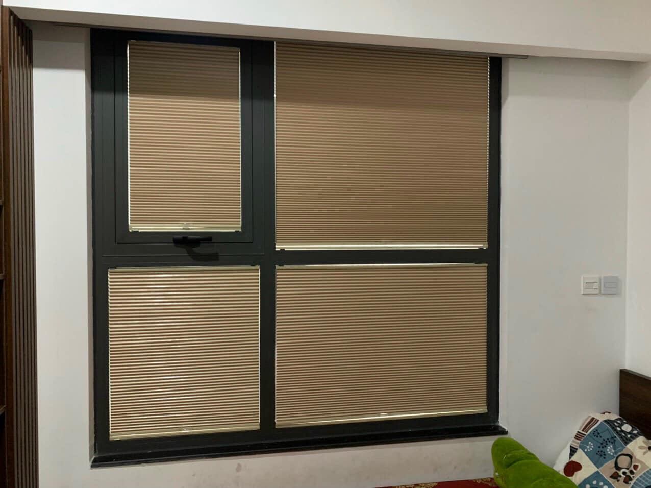 Rèm tổ ong cửa sổ cách nhiệt, cản sáng chống nắng - Ảnh 2